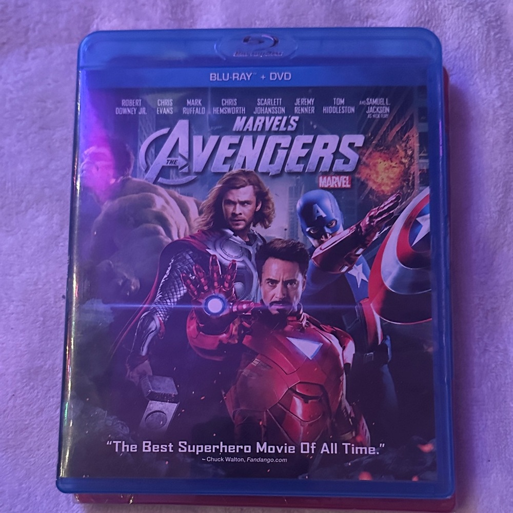 Marvel Avengers Blu-ray with Iconic Superhero Art
